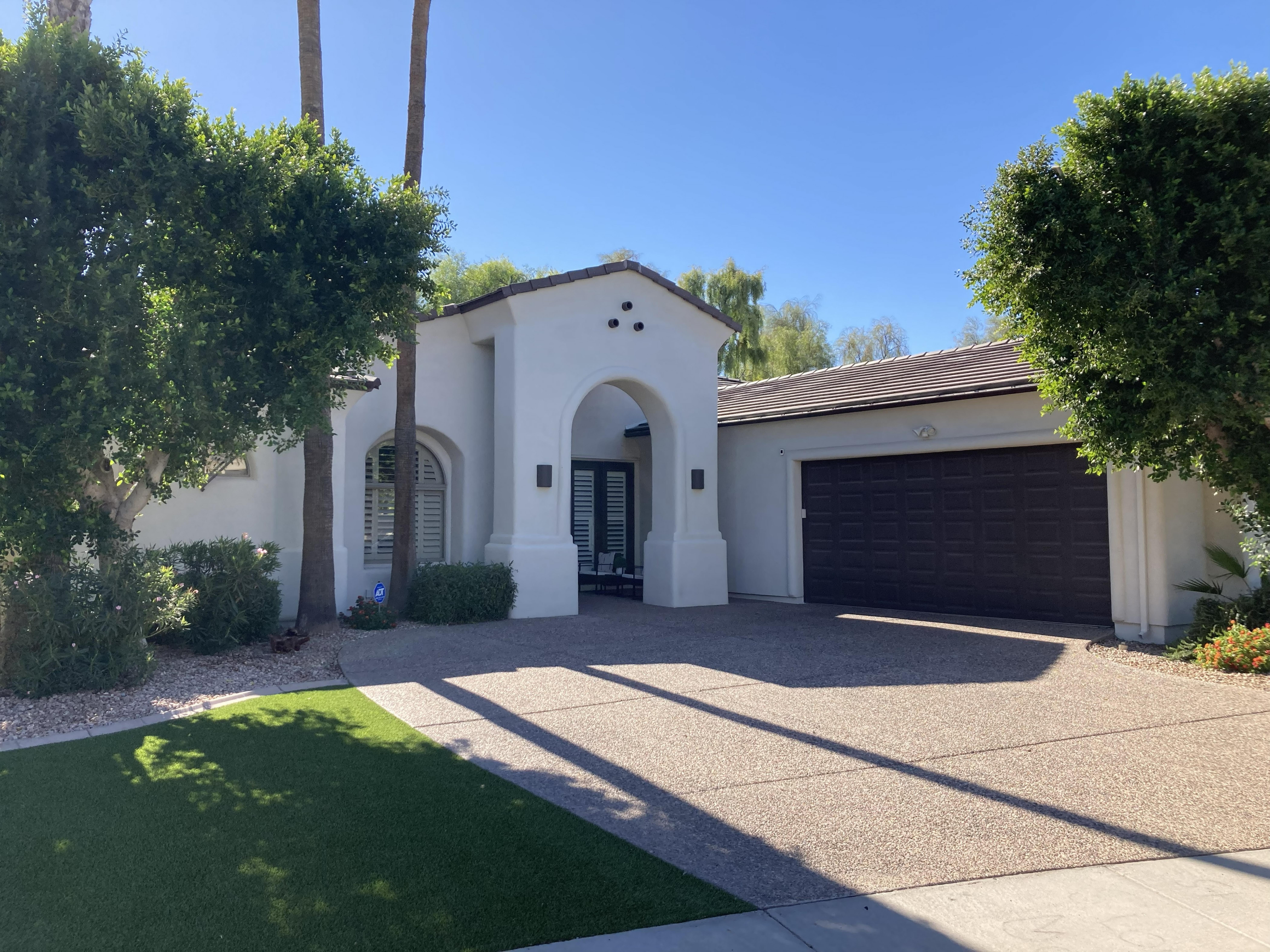 Completed finished home exterior stucco project
